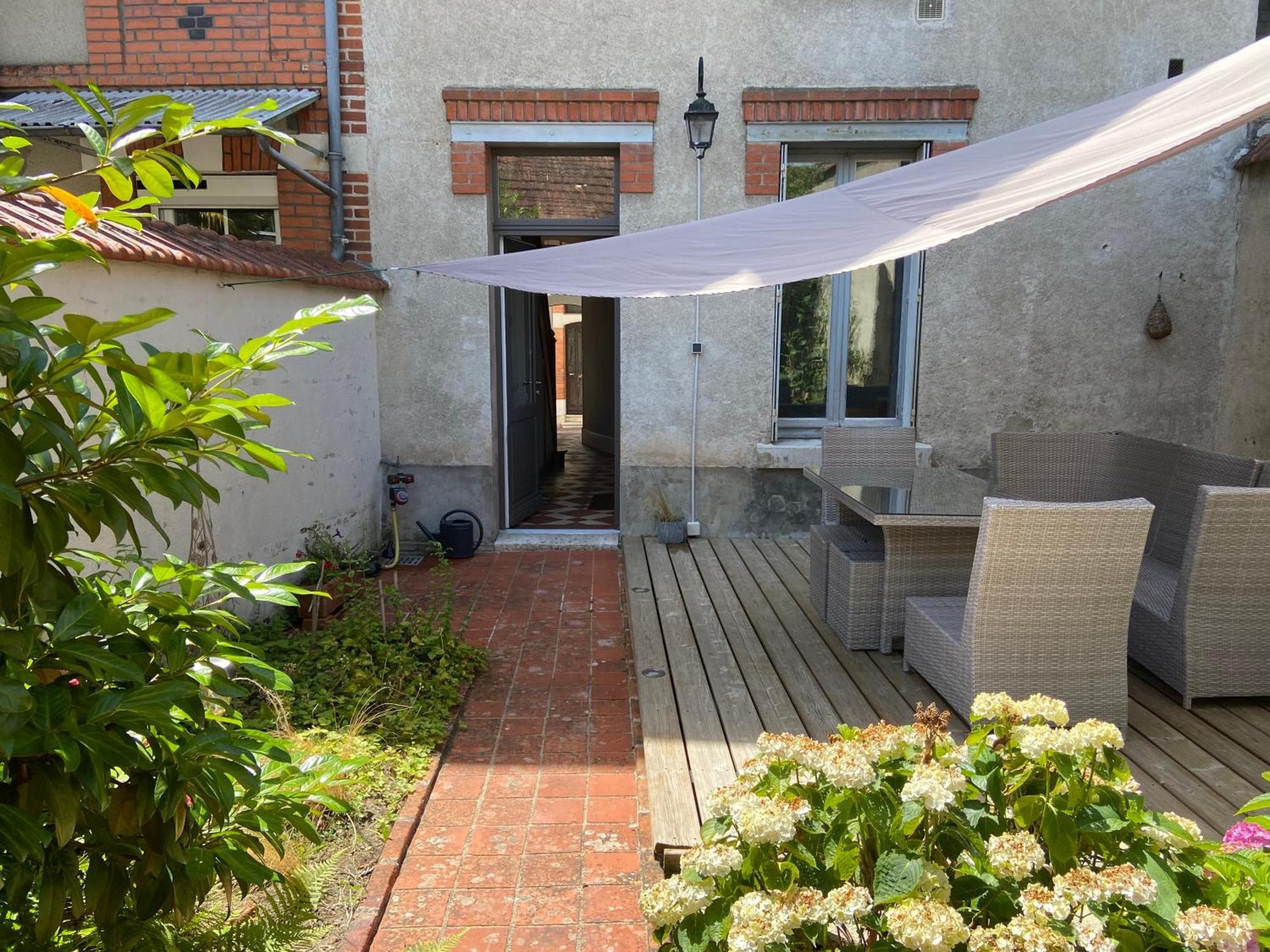 La Porte Aux Dames Romorantin-Lanthenay Exterior photo